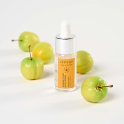 ARTISTRY SKIN NUTRITION™ Cыворотка с витамином С и гиалуроновой кислотой ОБЪЁМ (ЖИДКОСТЬ): 12 мл. МАССА НЕТТО (ПОРОШОК): 1,34 г.